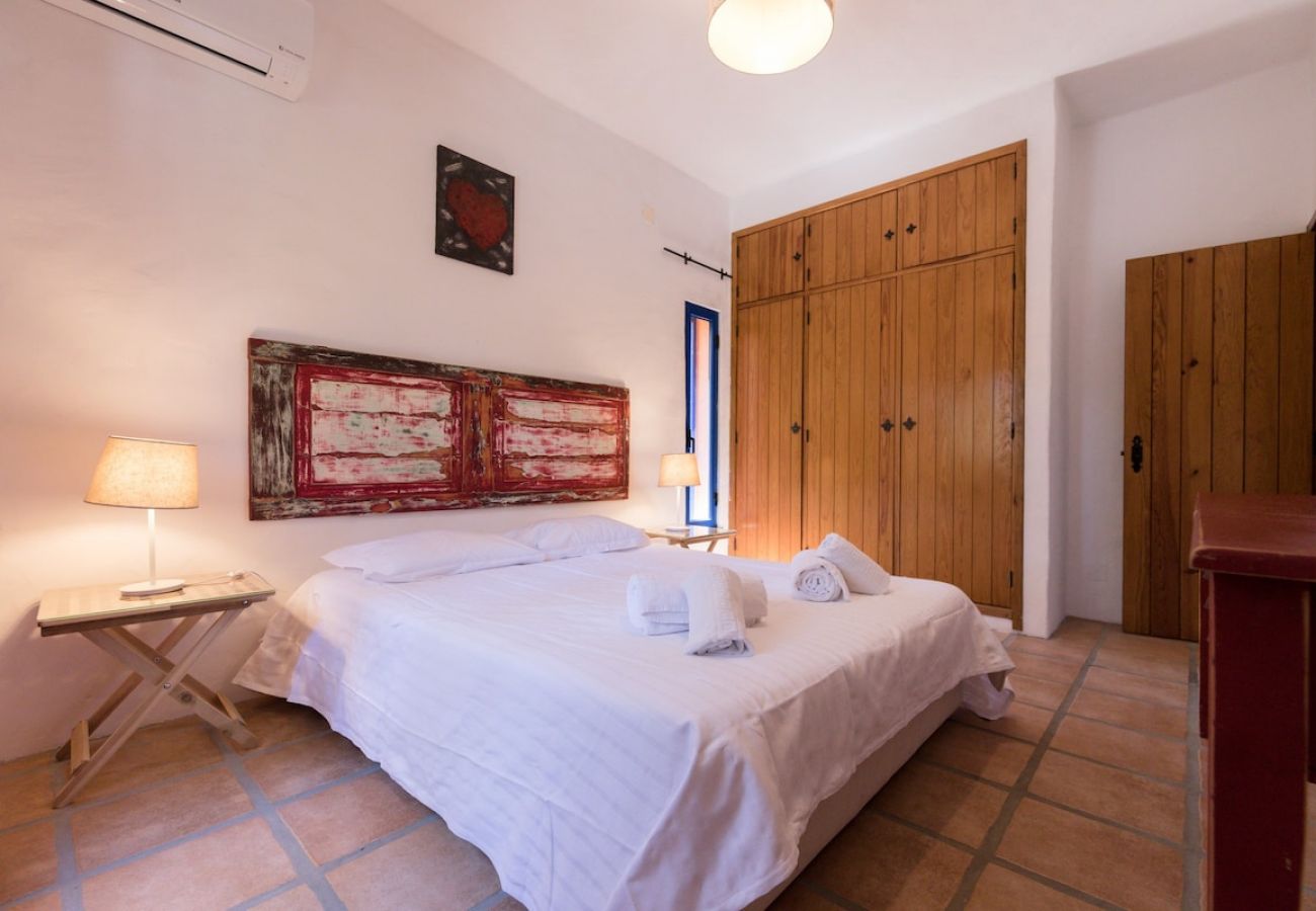 Villa in Herdade da Aroeira - Villa Bambu