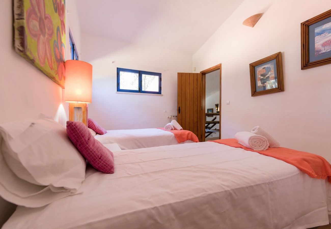 Villa in Herdade da Aroeira - Villa Bambu