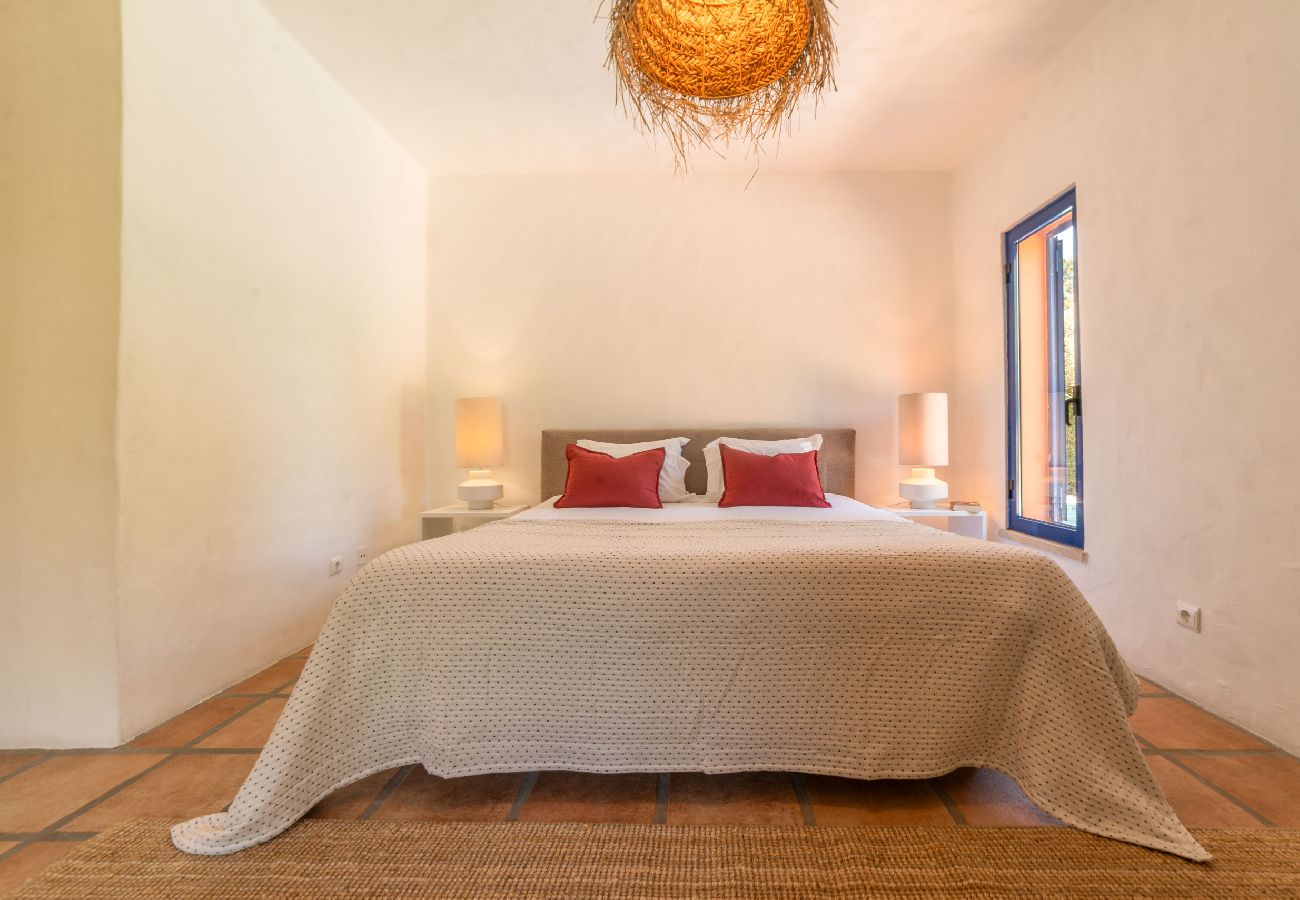 Villa in Herdade da Aroeira - Villa Bambu