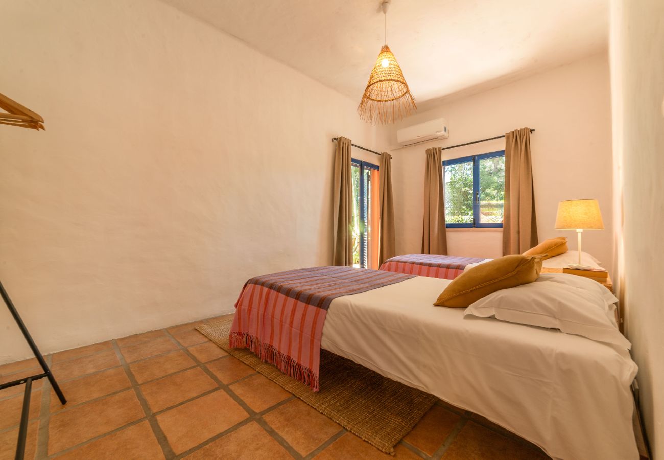 Villa in Herdade da Aroeira - Villa Bambu