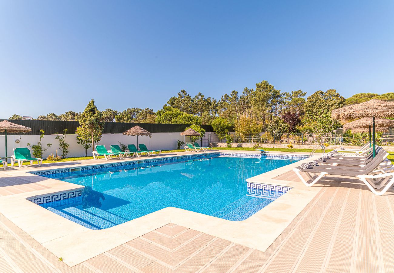 Villa in Aroeira - Villa Buganvilia