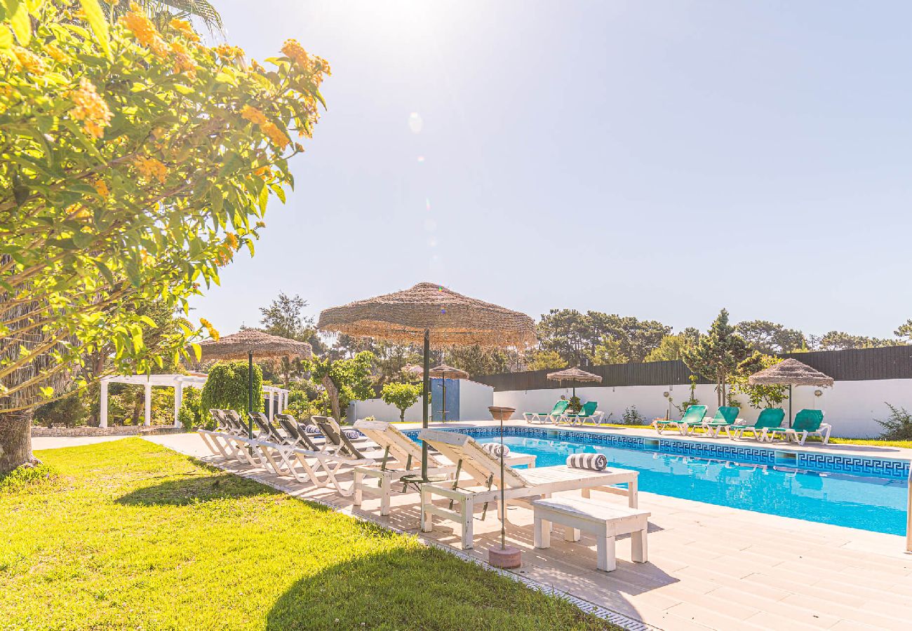 Villa in Aroeira - Villa Buganvilia