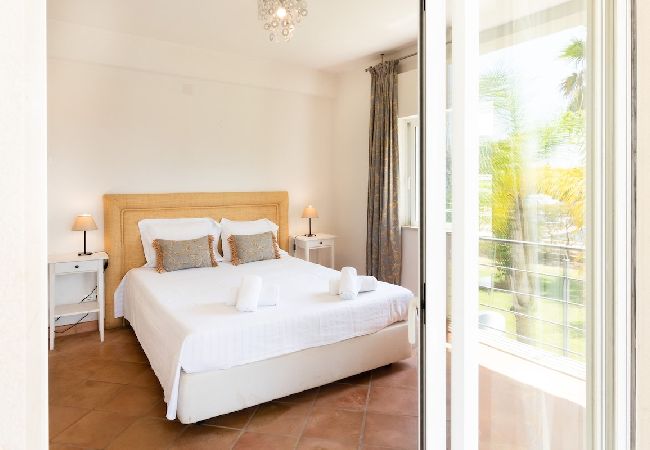 Villa in Quarteira - Villa Sara Villa in Quarteira - Villa Sara