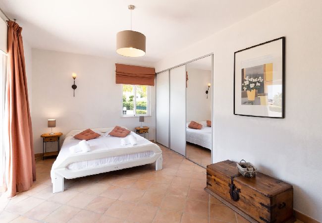 Villa in Quarteira - Villa Sara Villa in Quarteira - Villa Sara