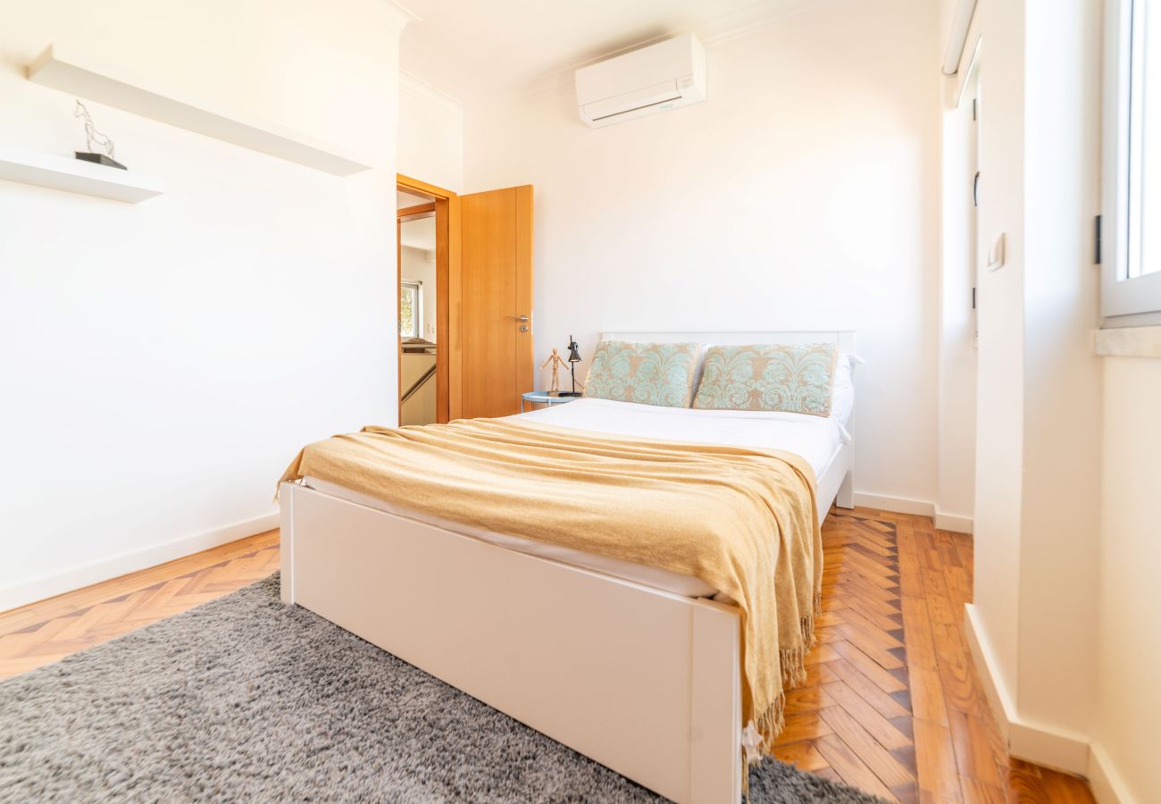 Villa in Charneca de Caparica - Villa Rosa Brava