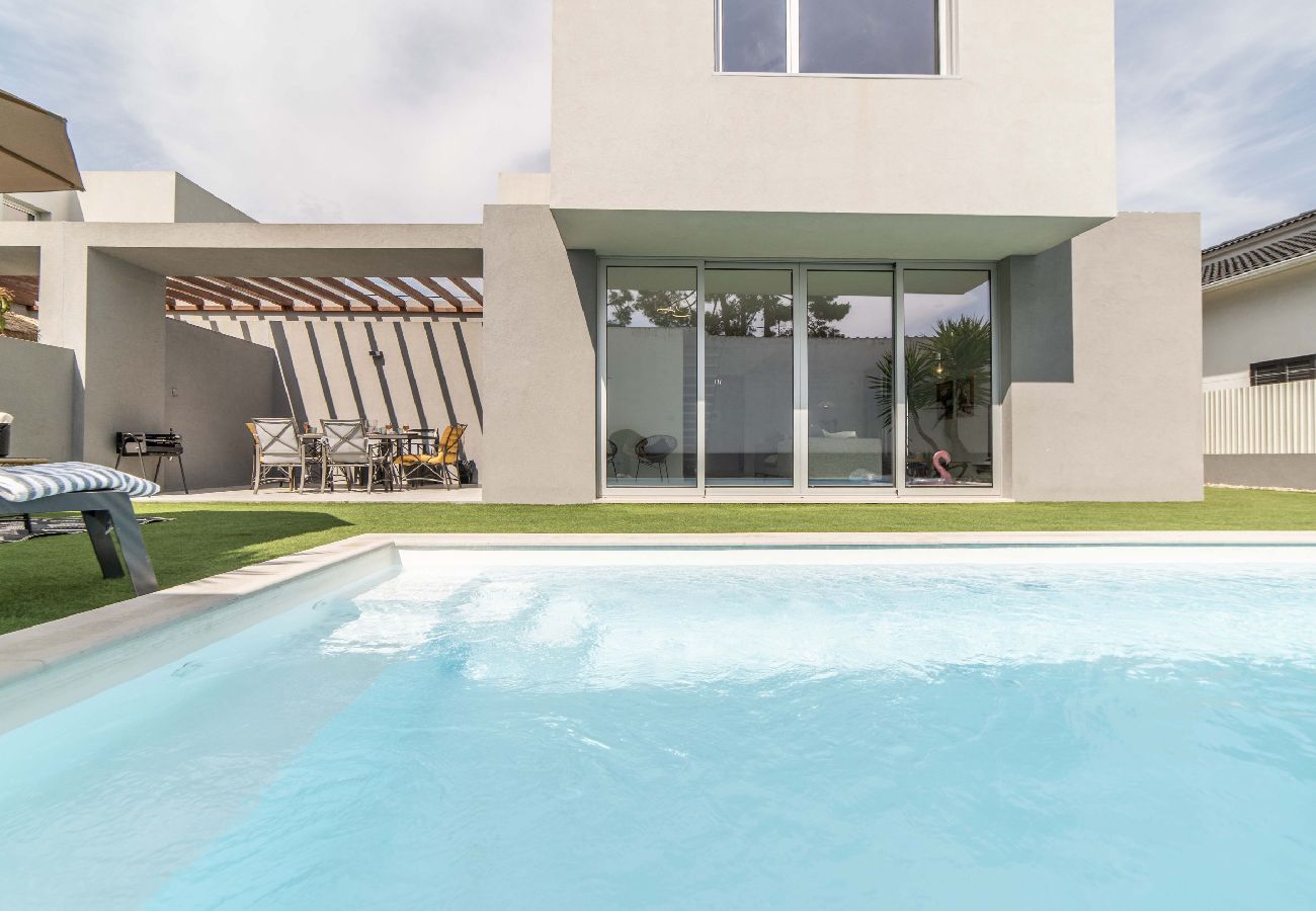 Villa in Aroeira - Villa Kamila