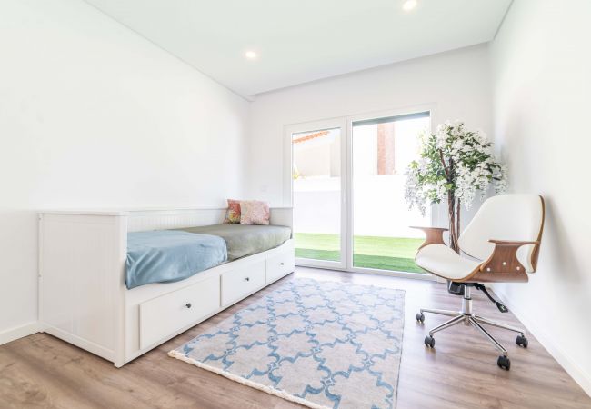 Villa in Charneca de Caparica - Villa Beija Flor Villa in Charneca de Caparica - Villa Beija Flor