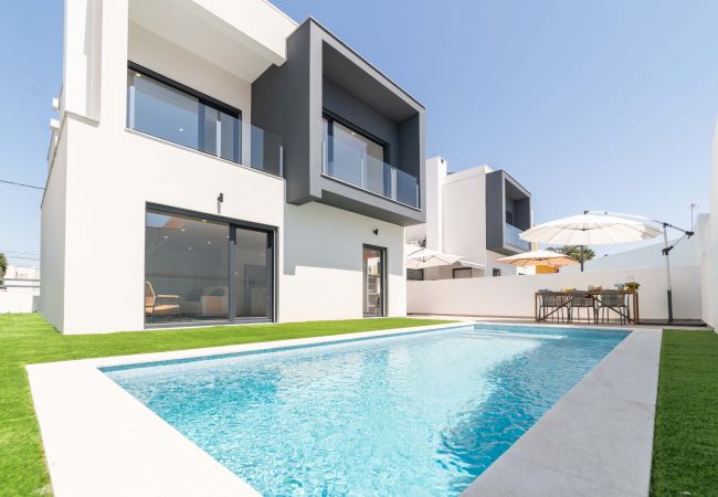 Villa in Charneca de Caparica - Villa Beija Flor Villa in Charneca de Caparica - Villa Beija Flor