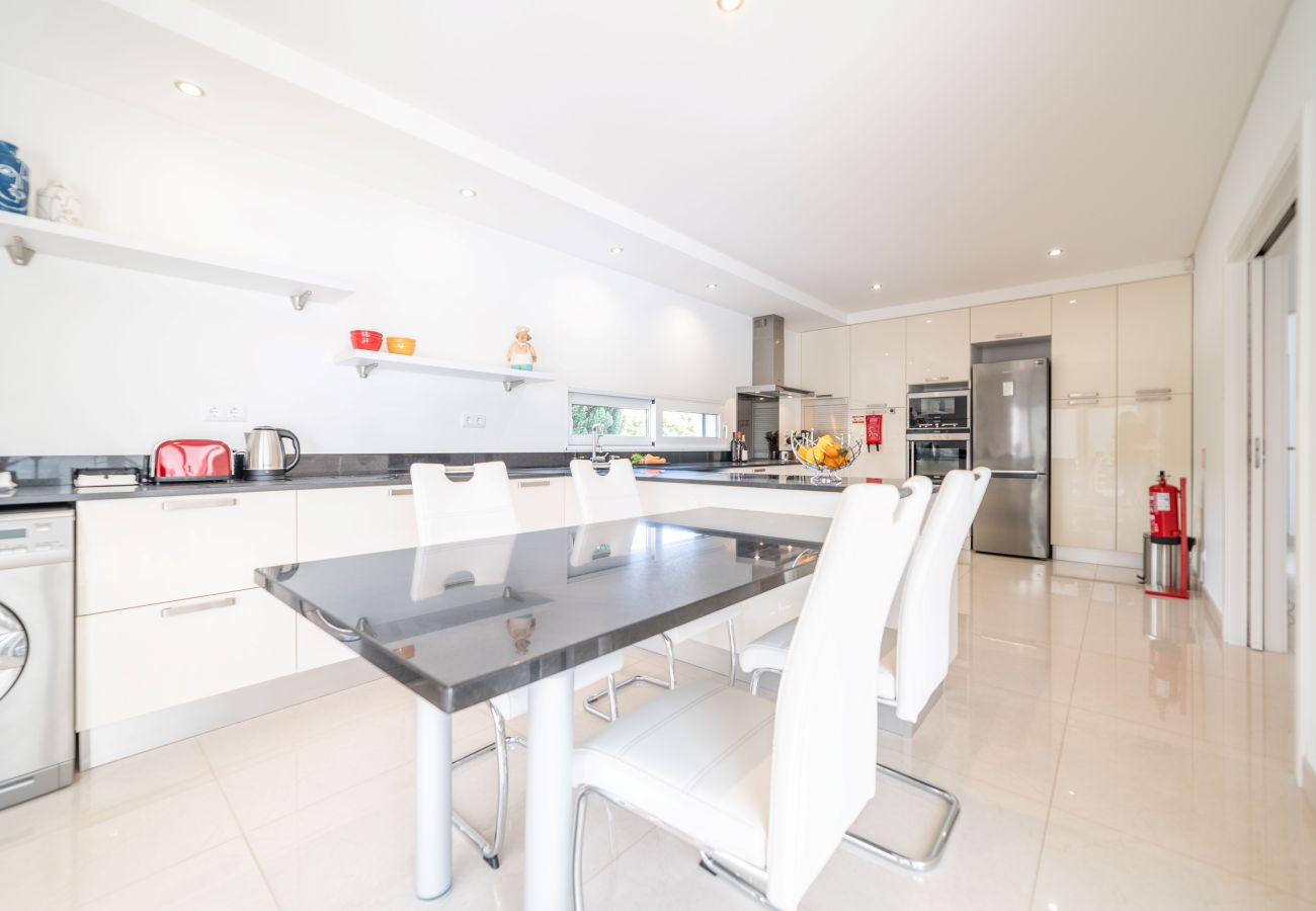 Villa in Aroeira - Villa Mirage