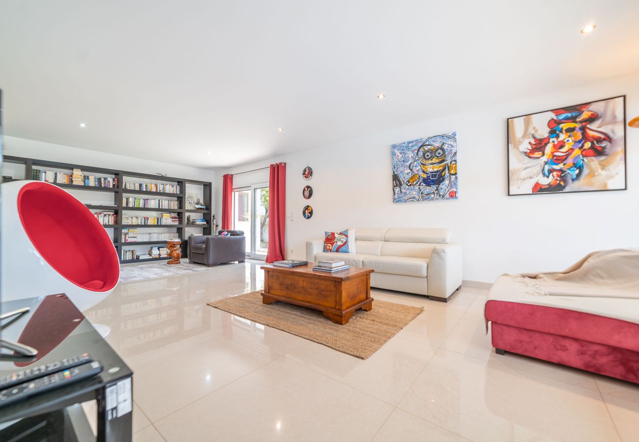 Villa in Aroeira - Villa Mirage