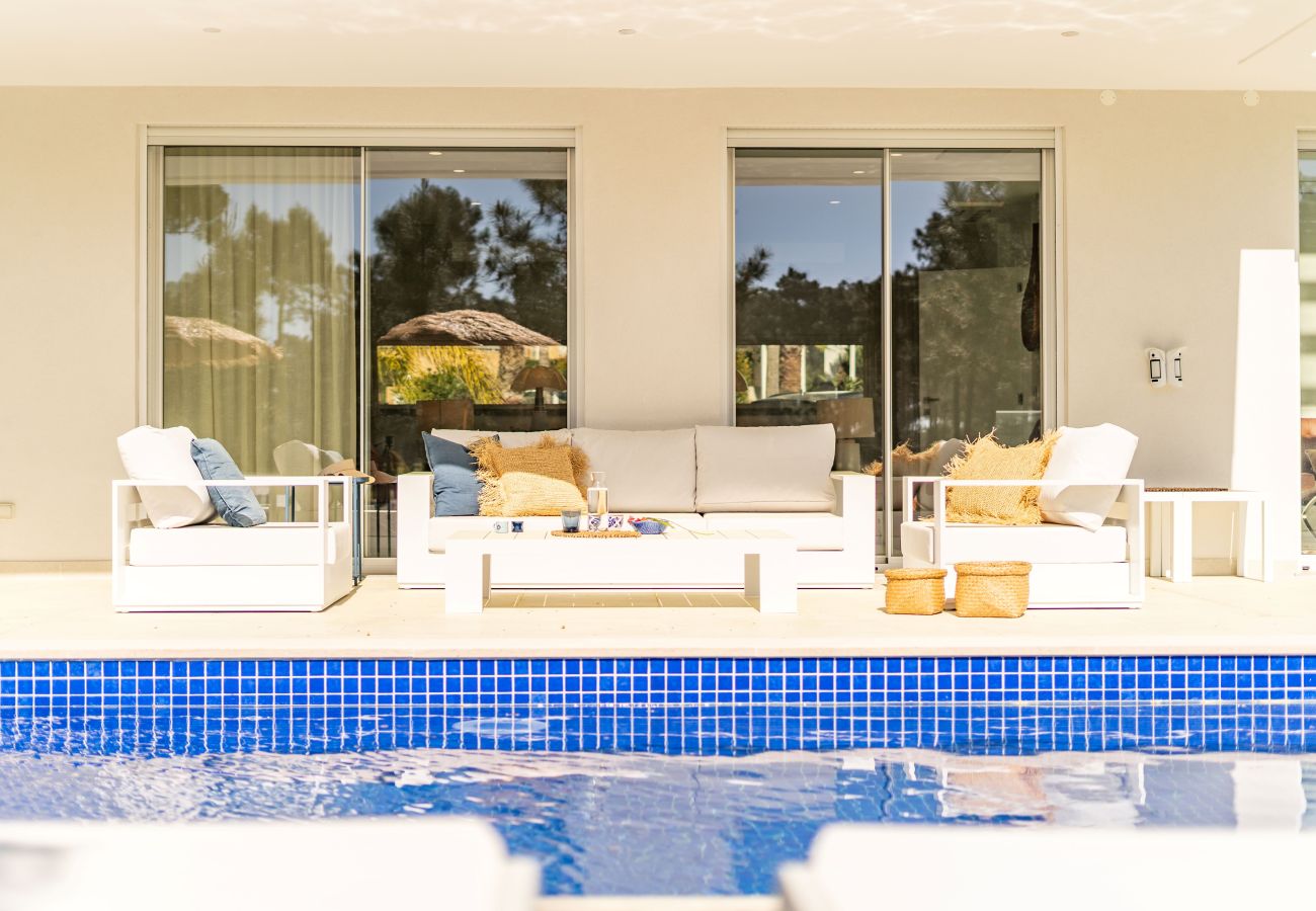 Villa in Herdade da Aroeira - Villa Les Iris