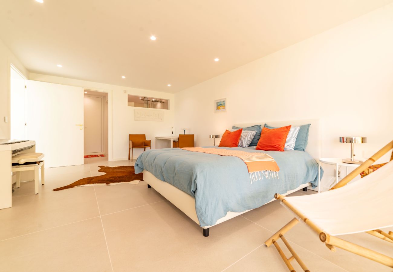 Villa in Herdade da Aroeira - Villa Les Iris