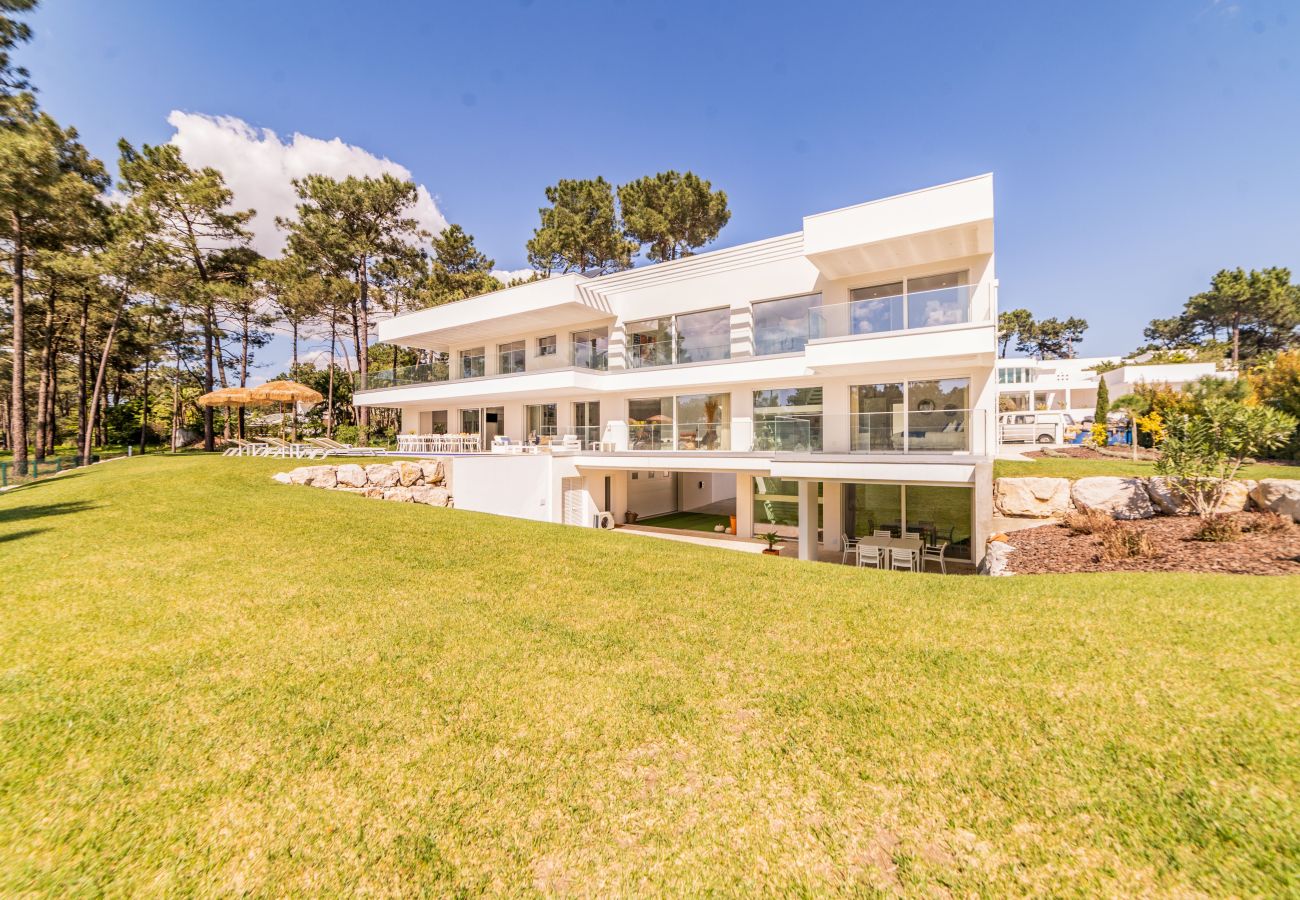 Villa in Herdade da Aroeira - Villa Les Iris