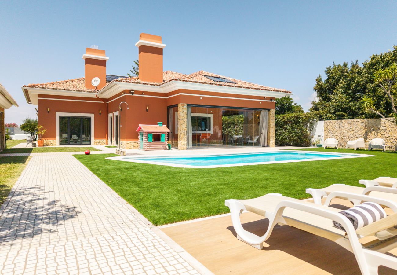 Villa in Quinta do Conde - Villa Aura