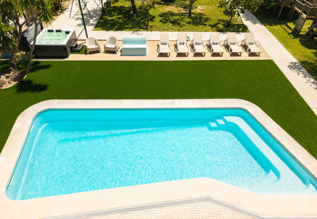 Villa in Quinta do Conde - Villa Aura