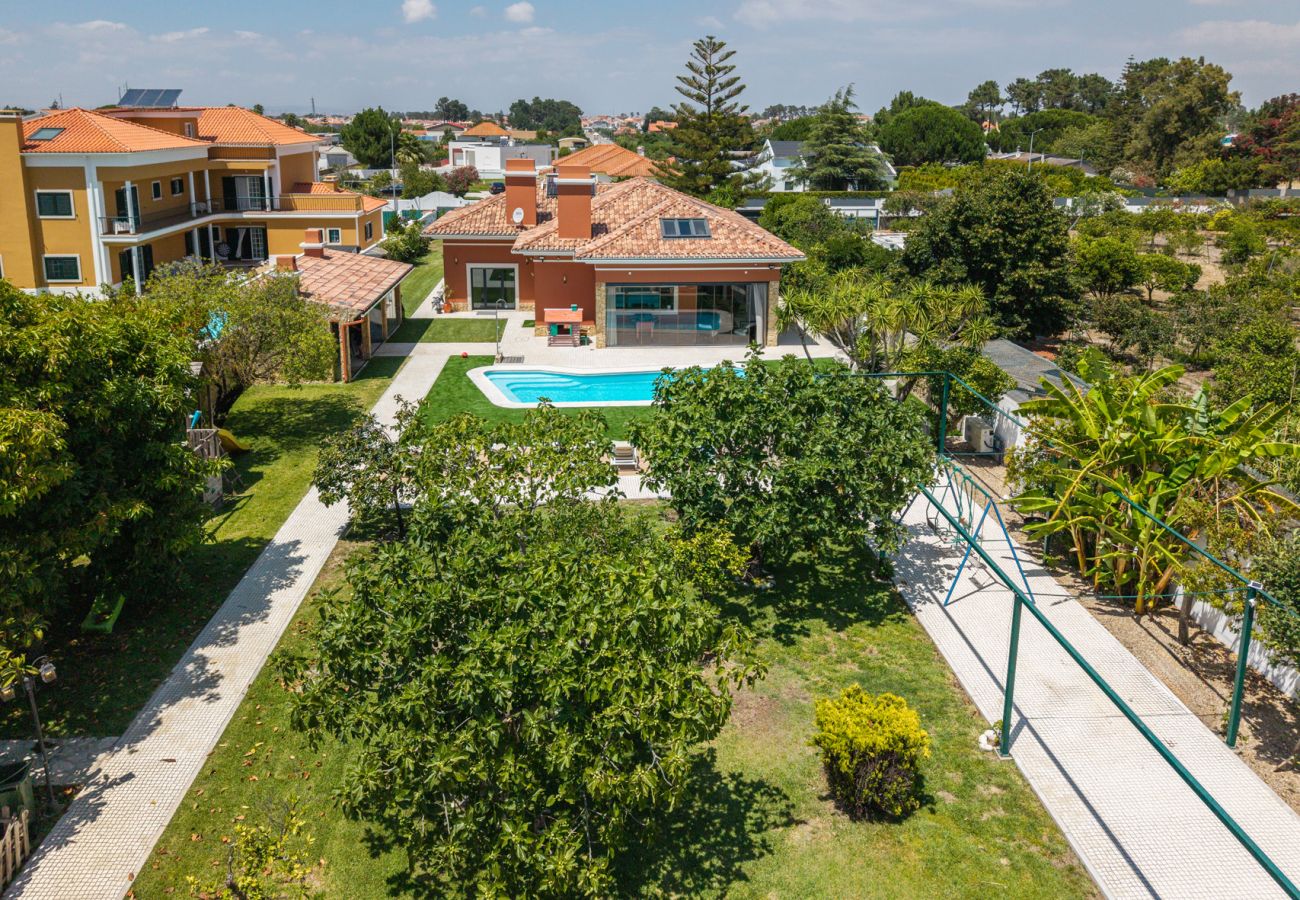 Villa in Quinta do Conde - Villa Aura